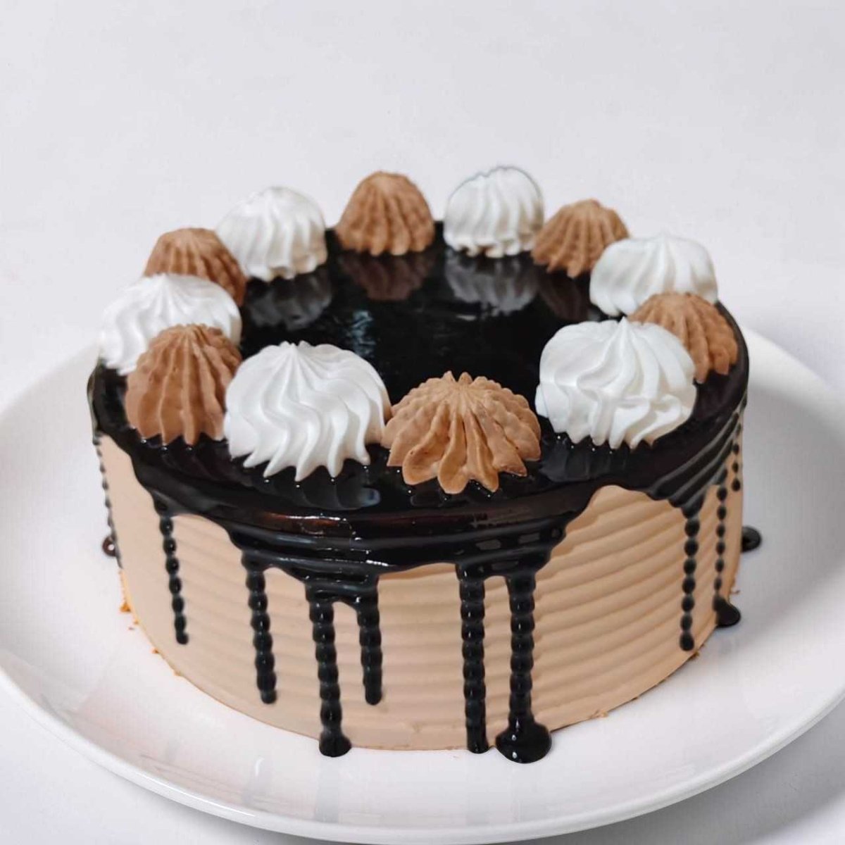 1 lb Choco Hug Cake – Pokhara Delivery Only - Flowers to Nepal - FTN