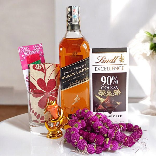 Black Label Whisky 750ml with Bhaitika Festive Combo - Flowers to Nepal - FTN