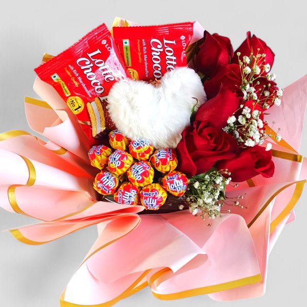 
                  
                    Bouquet with Keyring, Chocolates & Roses - Flowers to Nepal - FTN
                  
                