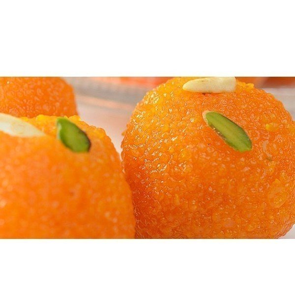 Box of Pure Ghee Motichoor Laddu - 1 kg - Flowers to Nepal - FTN