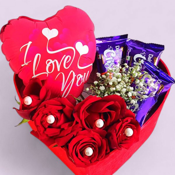 
                  
                    Chocolates & Roses with "I Love You" Balloon - Flowers to Nepal - FTN
                  
                