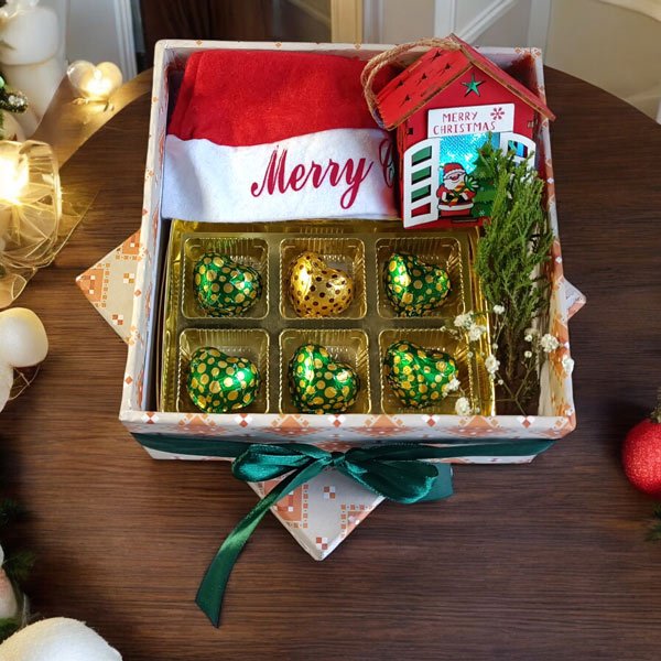 Christmas Decor and Sweets Gift Box - Flowers to Nepal - FTN