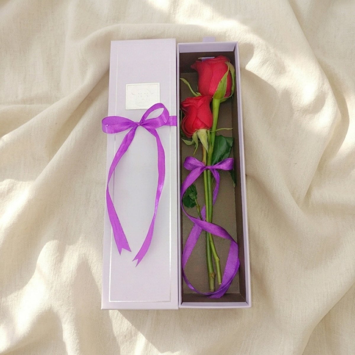 Classic 2 Red Roses Gift Box - Flowers to Nepal - FTN