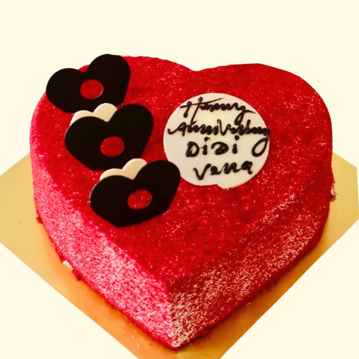 Deluxe Red Velvet Cake – Dharan Only - Flowers to Nepal - FTN