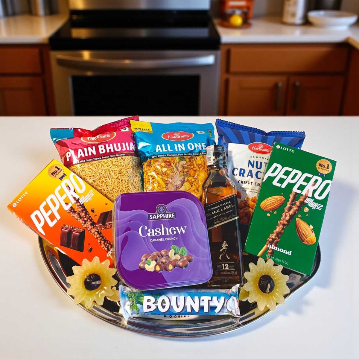 Festival Gift Tray with Snacks & Whisky - Flowers to Nepal - FTN