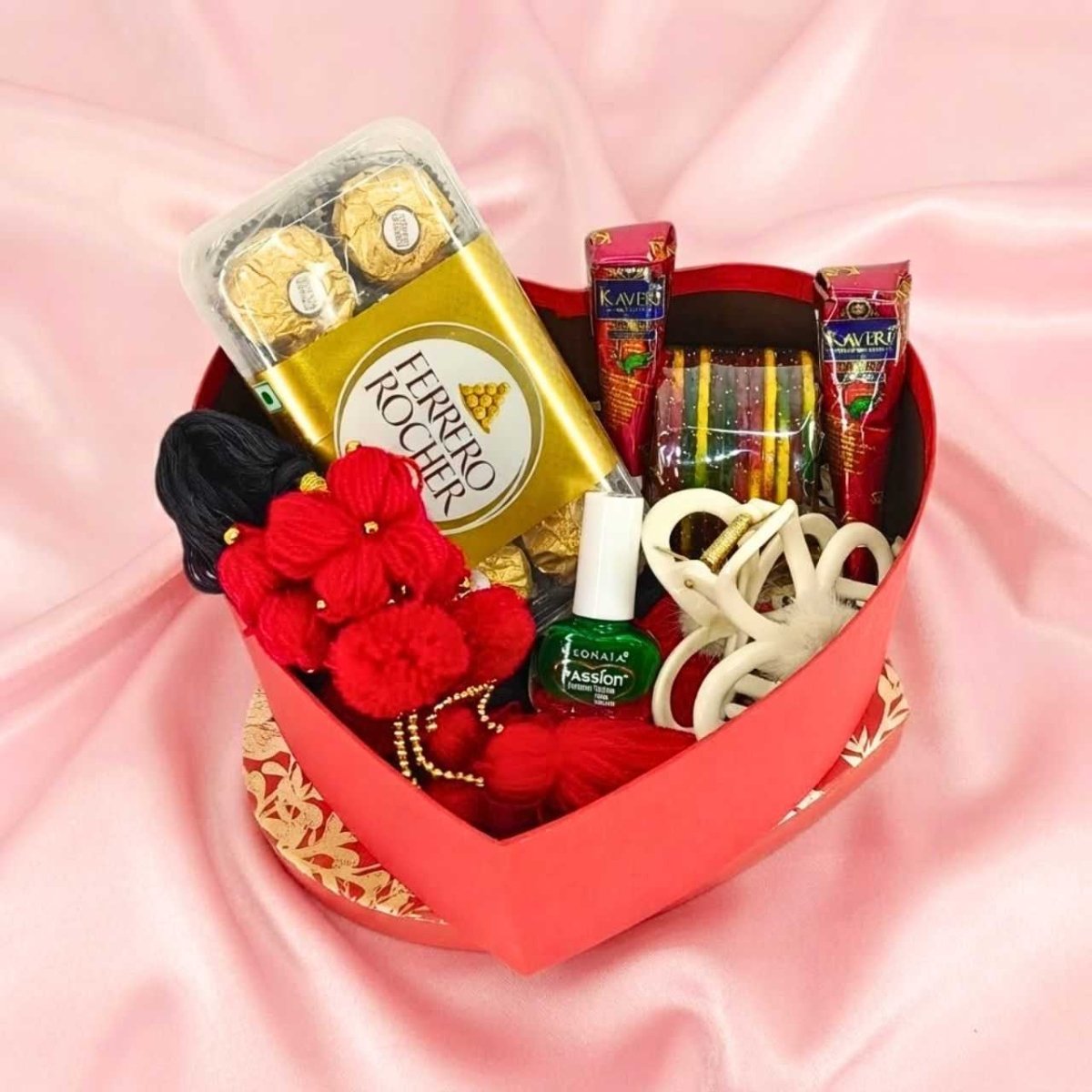Festive Beauty Gift Box - Flowers to Nepal - FTN