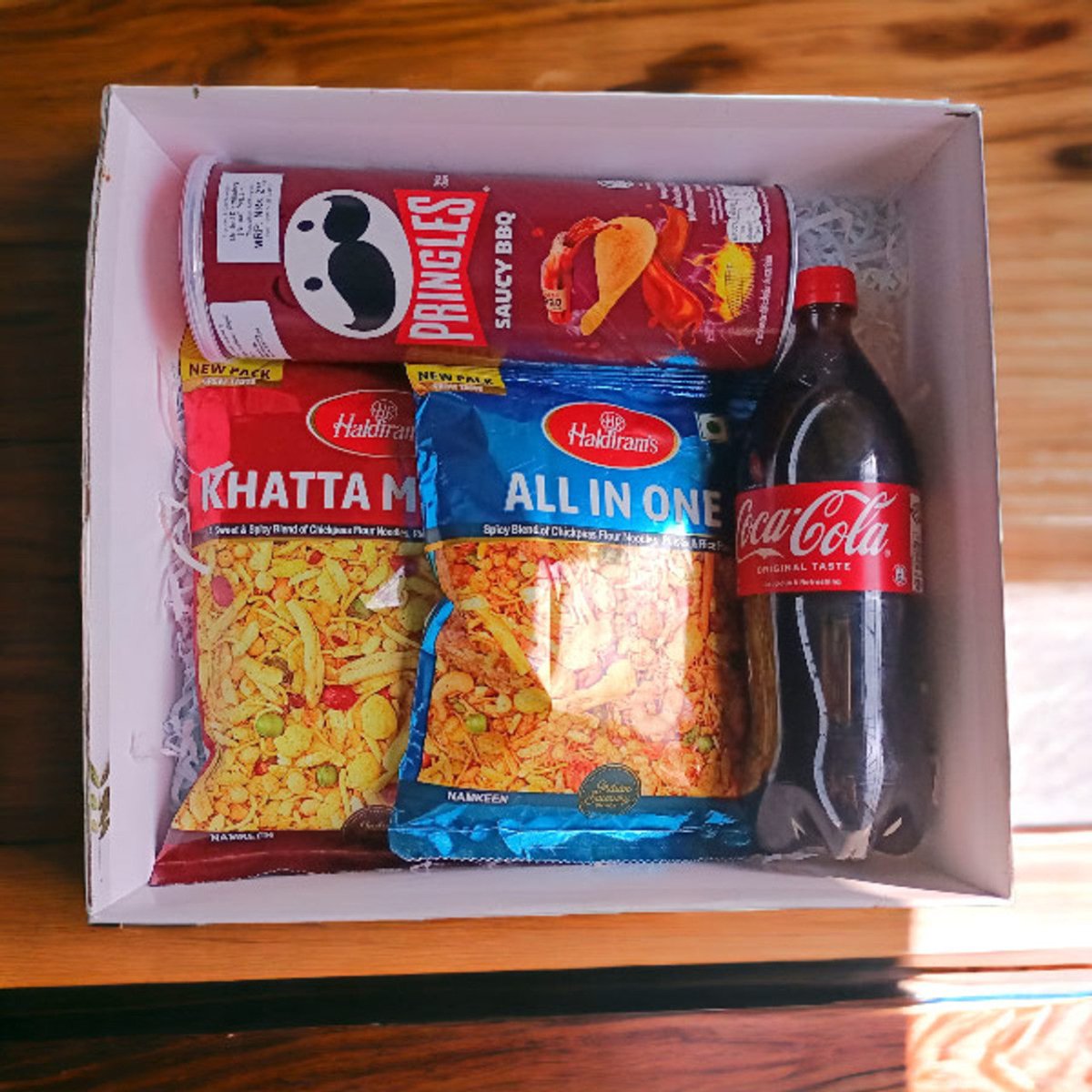 Festive Snack and Treats Gift Set for Family and Friends - Flowers to Nepal - FTN