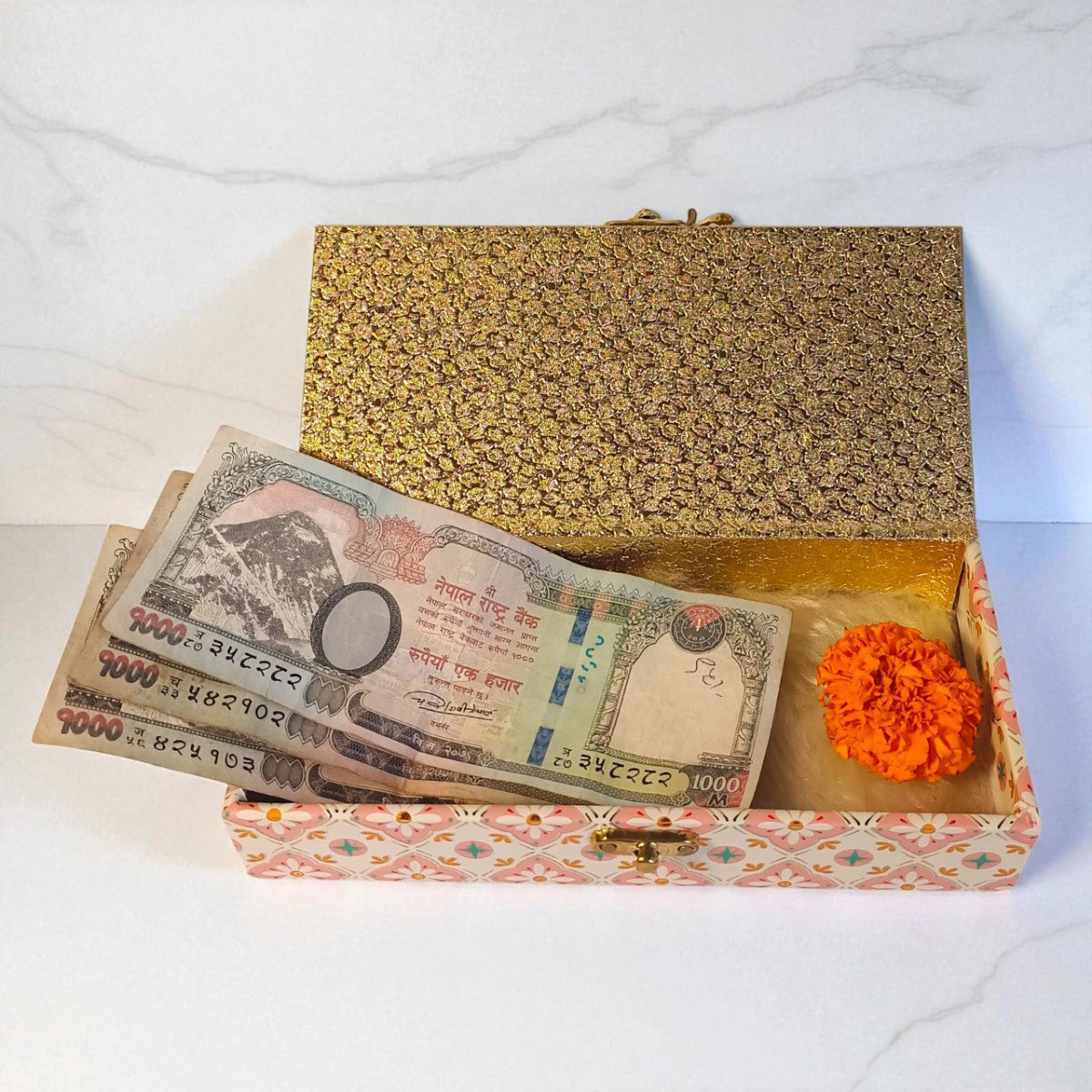 
                  
                    Floral Envelope with Rs.3000 Cash - Flowers to Nepal - FTN
                  
                