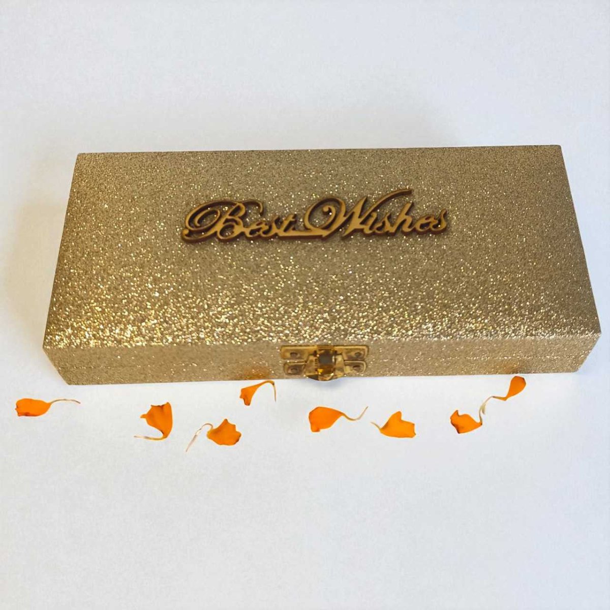 
                  
                    Golden Glitter Envelope with Rs.2,000 - Flowers to Nepal - FTN
                  
                