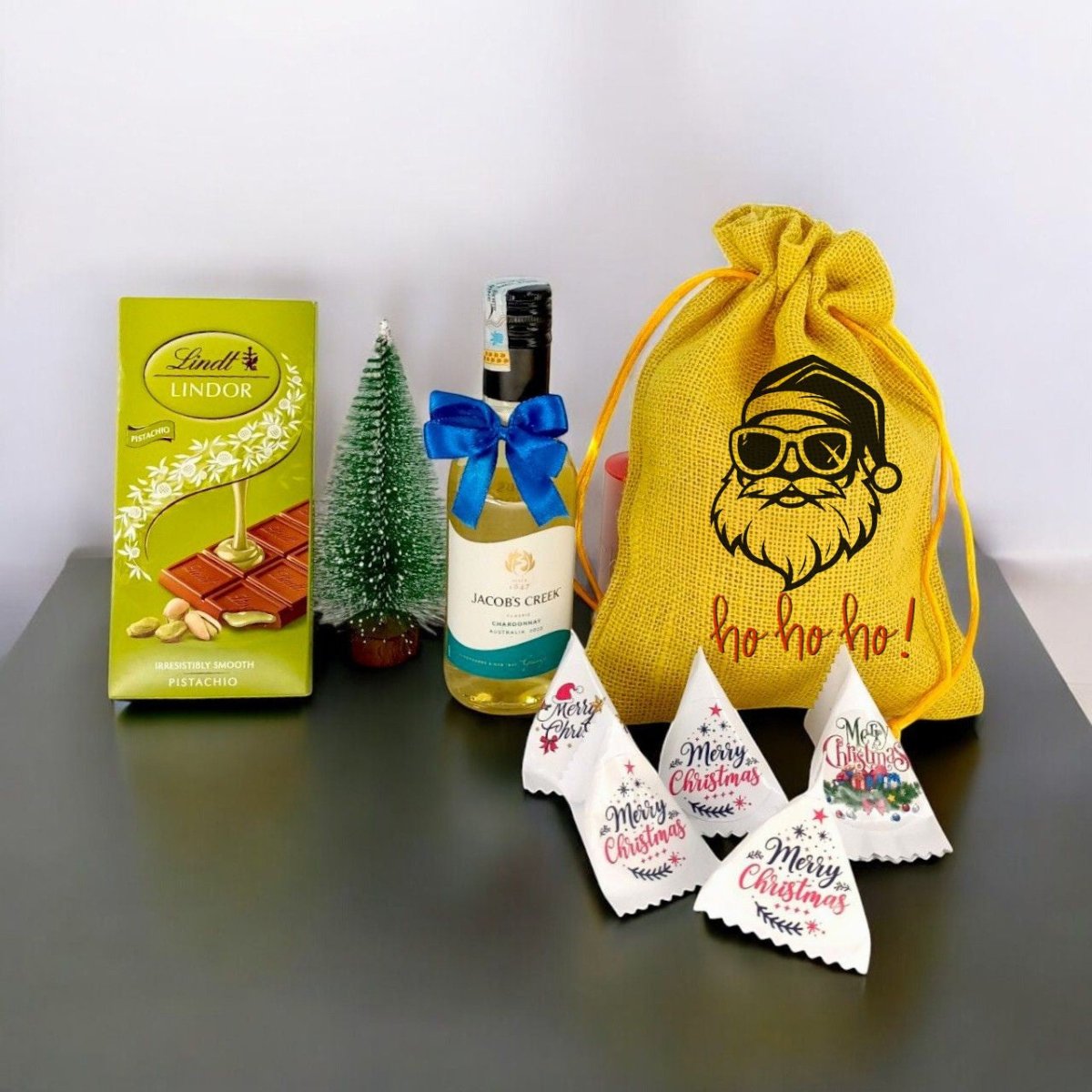 Holiday Cheer Gift Pouch - Flowers to Nepal - FTN