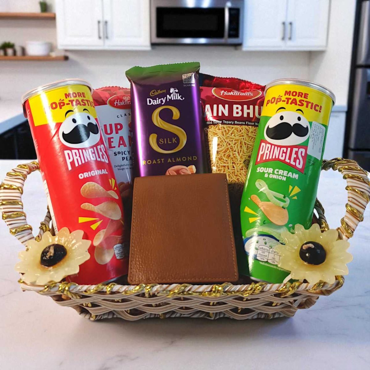 Premium Basket With Wallet, Candle & Snack - Flowers to Nepal - FTN