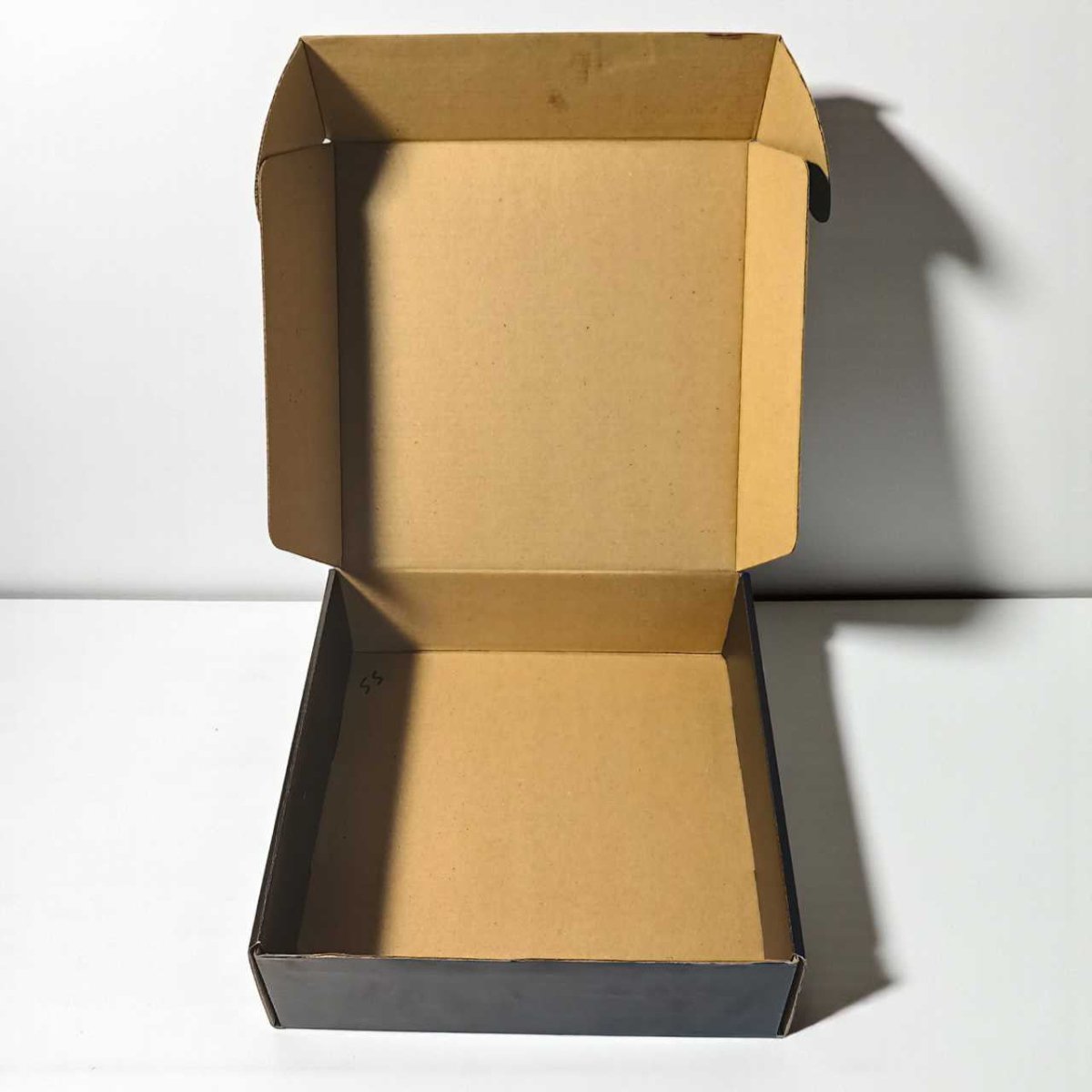Premium Black Gift Box - Flowers to Nepal - FTN