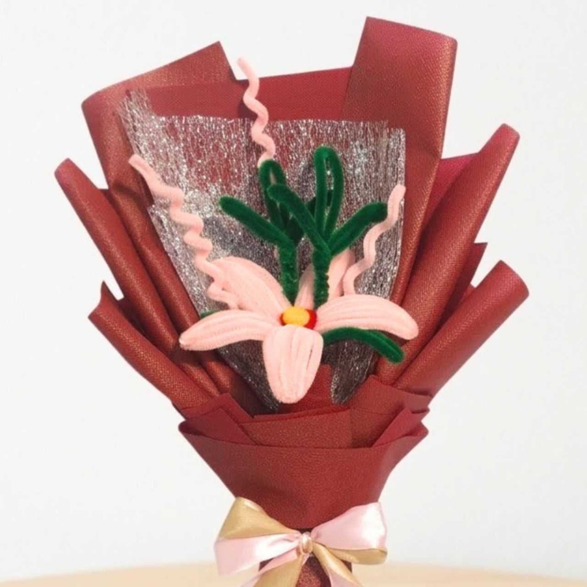 Stylish Lily & Filler Bouquet - Flowers to Nepal - FTN