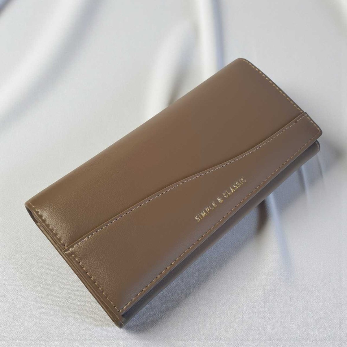 Yadas Classic and Stylish Purse Coffee Brown - Flowers to Nepal - FTN