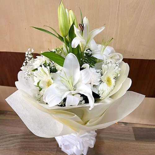 Beautiful Mixed White Flower Bouquet - Flowers to Nepal - FTN
