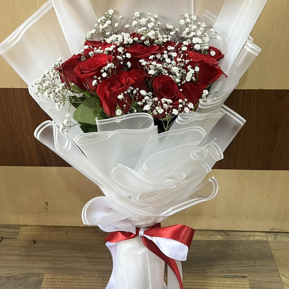 Bouquet of 12 Red Roses With Gypsy Decor - Flowers to Nepal - FTN