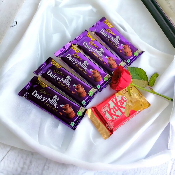 Kitkat With Dairy Milk & Rose Combo - Flowers to Nepal - FTN