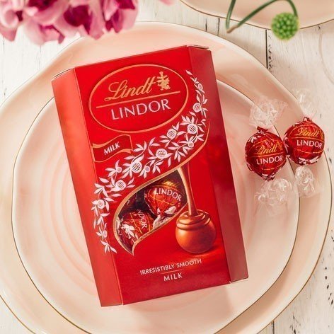 Lindt Lindor Milk Chocolate 200g - Flowers to Nepal - FTN